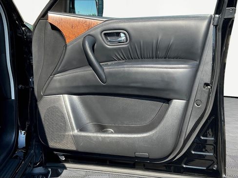 Used 2024 Nissan Armada SL AWD/4WD image 28