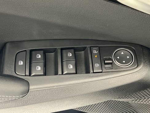 New 2026 Kia Seltos S image 16