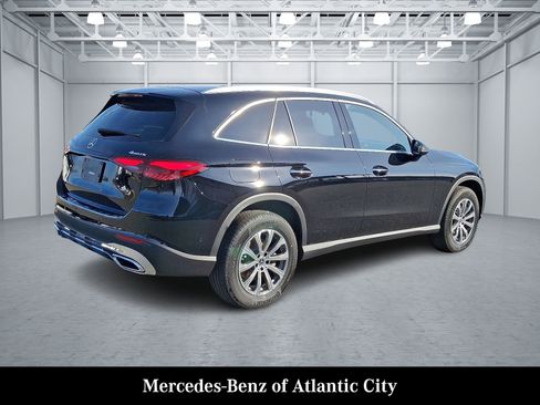 New 2026 Mercedes-Benz GLC 300 4MATIC image 4