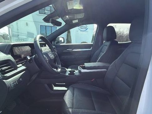 New 2026 GMC Terrain Elevation w/ Elevation Premium Package AWD/4WD image 14