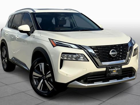 Used 2022 Nissan Rogue Platinum w/ Head-Up Display Package FWD image 3