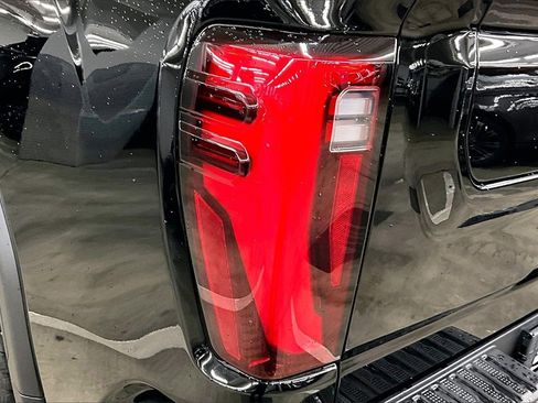 Used 2024 GMC Sierra 3500 Denali Ultimate image 22