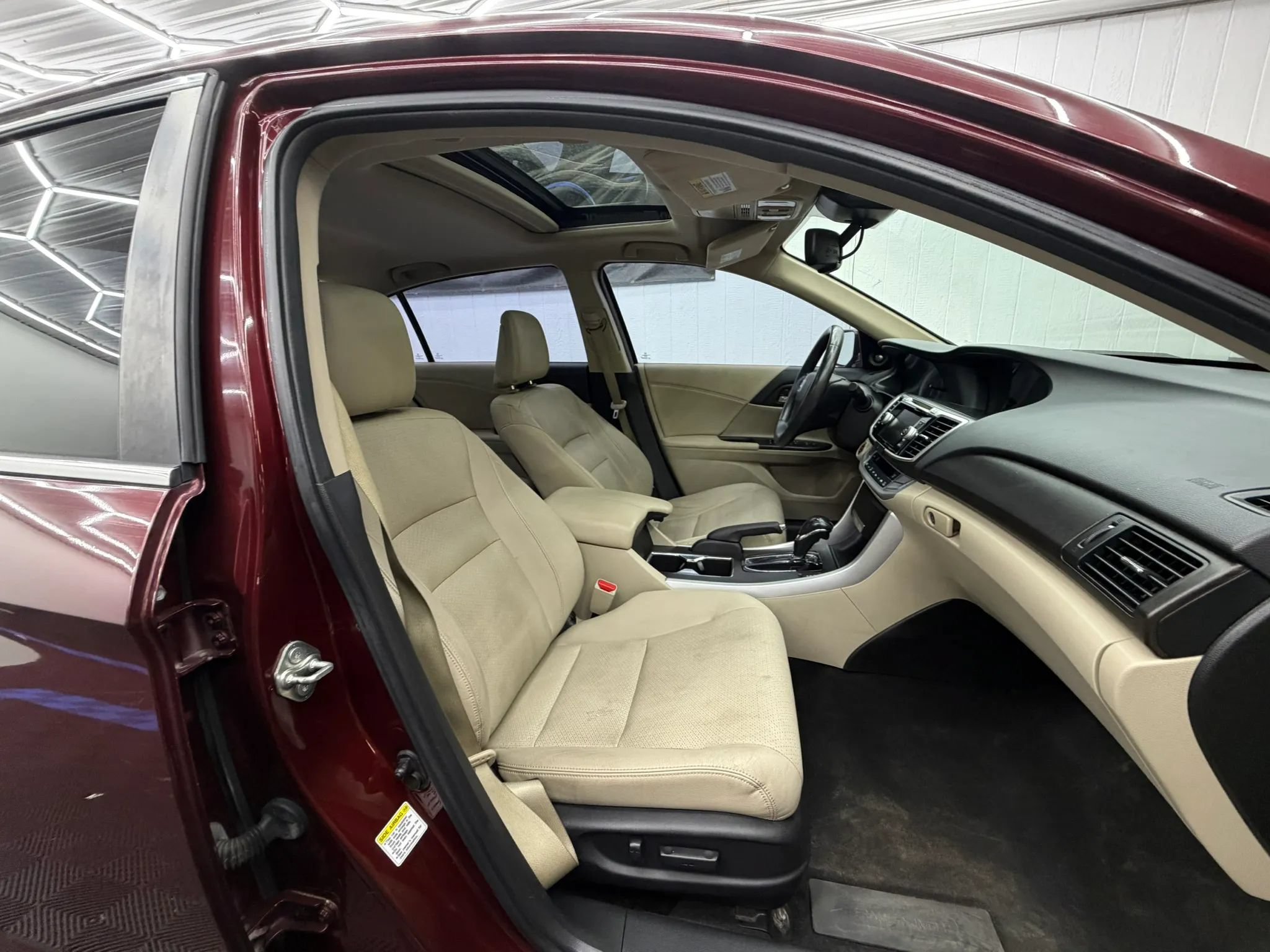 Used 2014 Honda Accord EX-L image 5