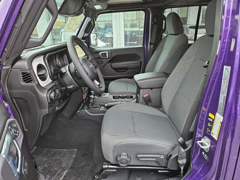 New 2026 Jeep Gladiator Willys image 12