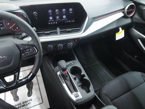 New 2026 Chevrolet Trax RS image 17