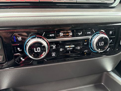 New 2026 GMC Sierra 1500 SLT AWD/4WD image 23