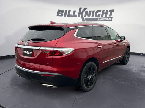 Used 2023 Buick Enclave Essence w/ Experience Buick Package FWD image 5