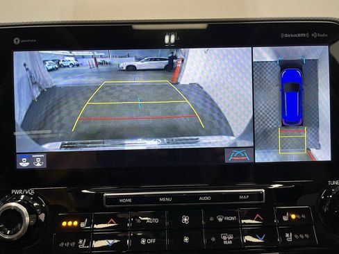 Used 2022 Toyota Highlander Platinum image 8