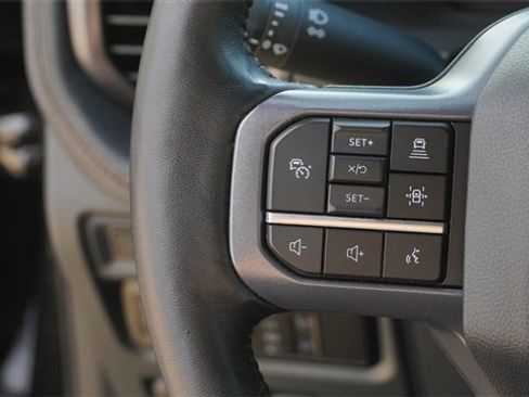 Used 2023 Ford F150 Lightning Lariat image 25