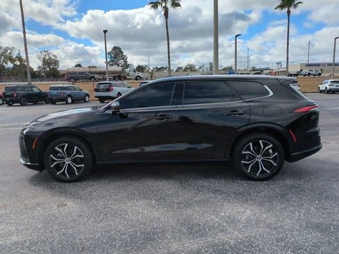 Used 2025 Toyota Crown Signia image 8