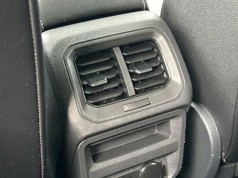 Used 2021 Volkswagen Tiguan SEL w/ 3rd Row Seat Package AWD/4WD image 14