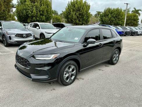 New 2026 Honda HR-V LX image 3