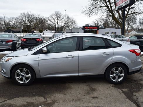 Used 2013 Ford Focus SE image 9