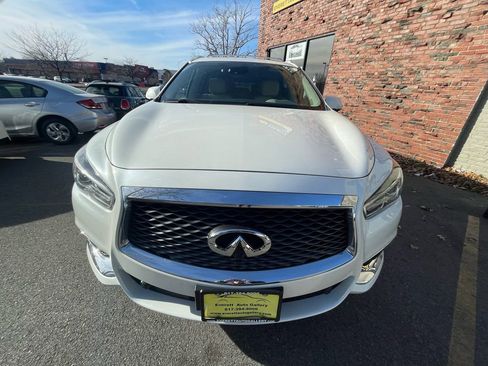 Used 2019 INFINITI QX60 Luxe w/ Sensory Package image 8