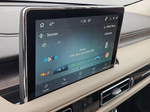 Used 2023 Lincoln Aviator Reserve w/ Equipment Group 201A image 18