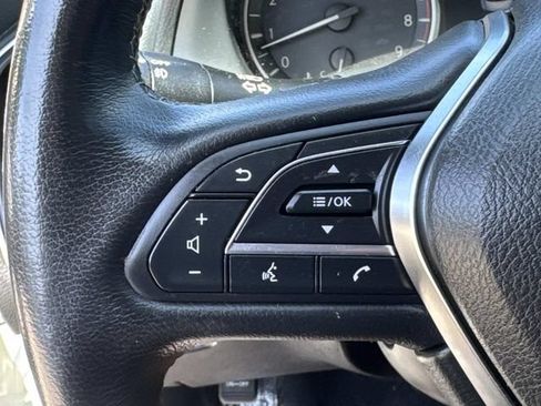 Used 2023 INFINITI Q50 Luxe w/ Cargo Package RWD image 8