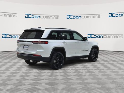 New 2026 Jeep Grand Cherokee Limited AWD/4WD image 8