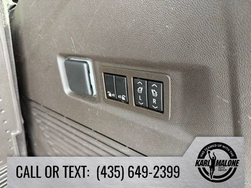 Used 2022 Chevrolet Tahoe LT w/ Luxury Package AWD/4WD image 34