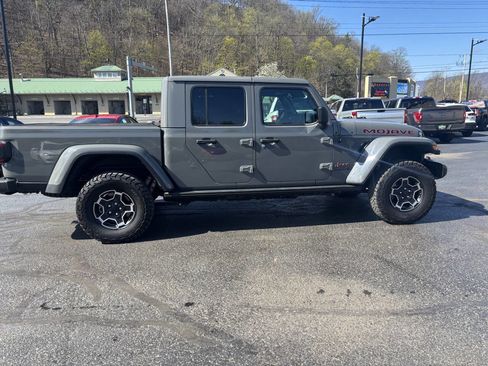 Used 2021 Jeep Gladiator Mojave AWD/4WD image 9