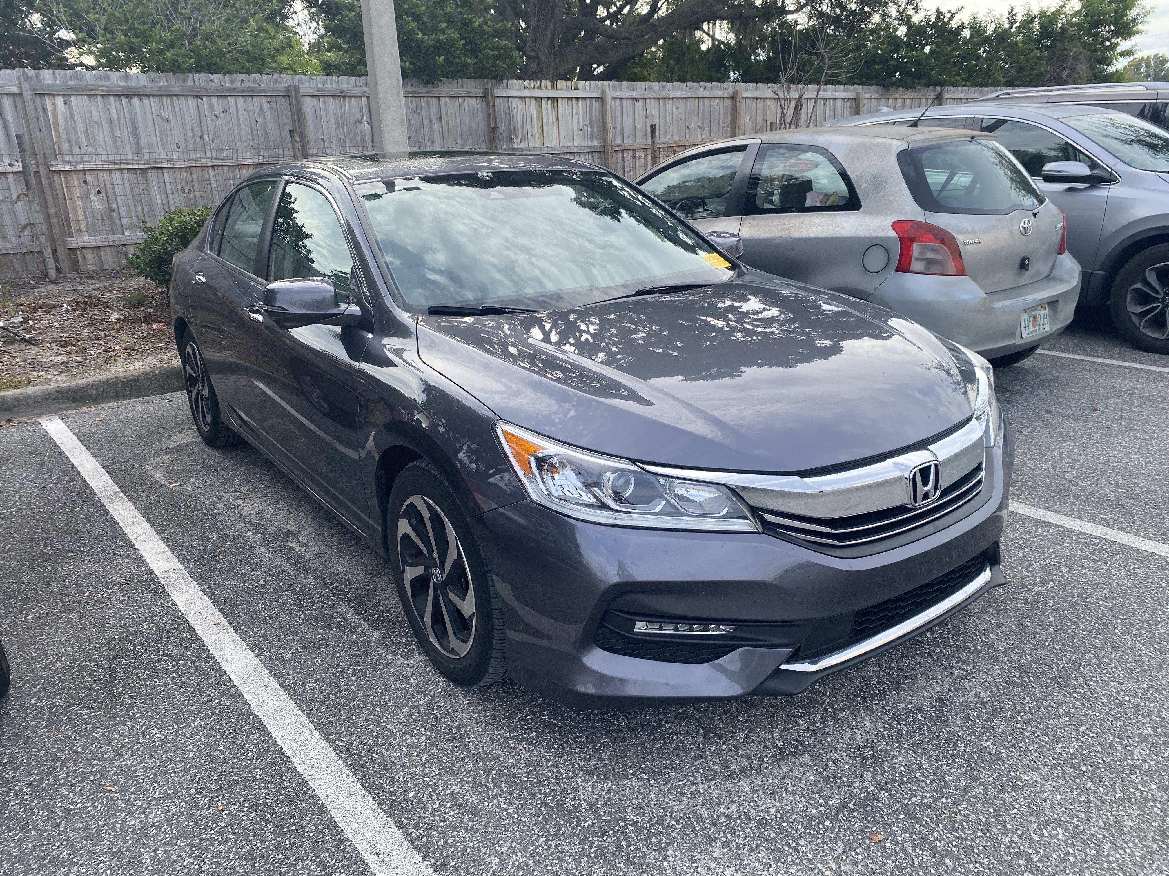 Used 2017 Honda Accord EX-L image 5