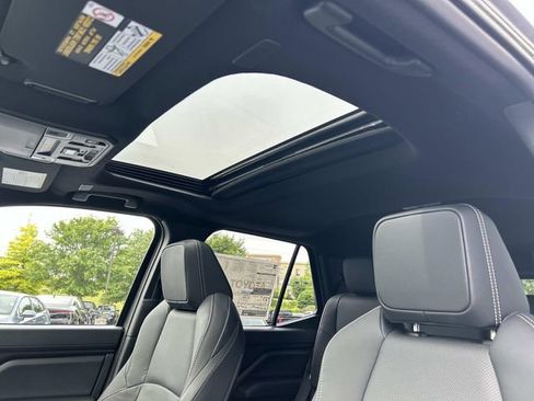 New 2026 Toyota 4Runner TRD Sport Premium AWD/4WD image 23