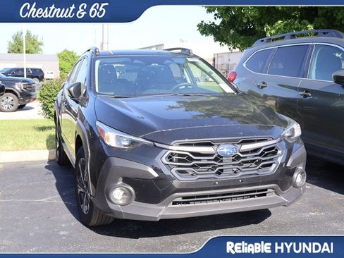 Used 2025 Subaru Crosstrek 2.5i Premium AWD/4WD image 3