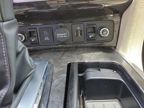 Used 2019 INFINITI QX80 Luxe w/ 22" Wheel Package RWD image 30