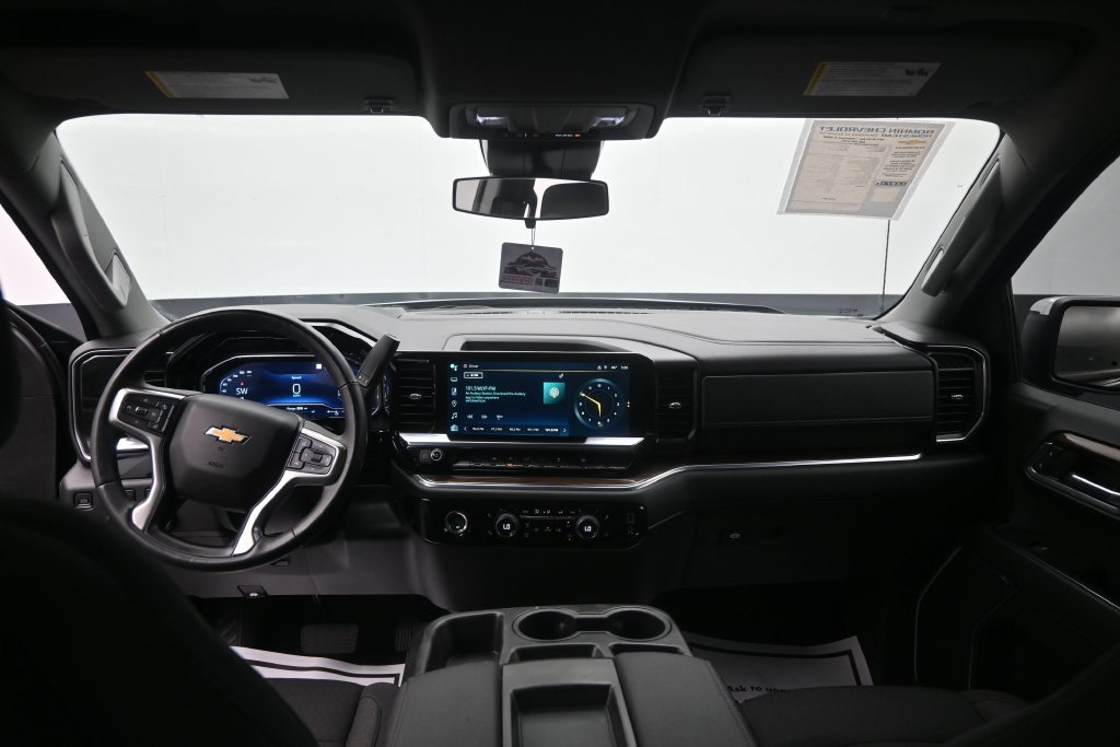 Used 2023 Chevrolet Silverado 1500 LT RWD image 12