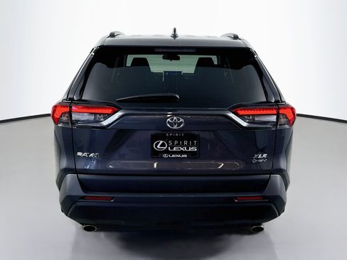 Used 2025 Toyota RAV4 XLE AWD/4WD image 6