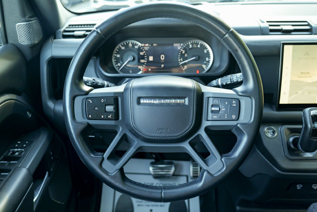 Used 2023 Land Rover Defender 110 X AWD/4WD image 43