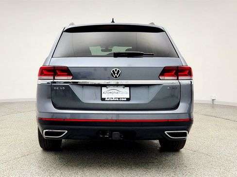 Used 2023 Volkswagen Atlas SE image 6