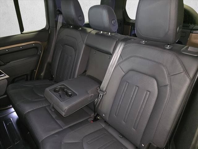 Used 2022 Land Rover Defender 110 S AWD/4WD image 14