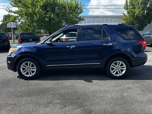 Used 2011 Ford Explorer XLT w/ 202A Rapid Spec Order Code AWD/4WD image 6