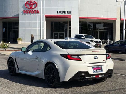 Certified 2024 Toyota GR86 Premium RWD image 5
