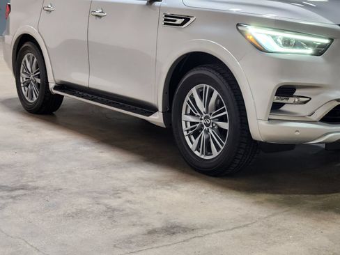 Used 2022 INFINITI QX80 Luxe w/ Cargo Package AWD/4WD image 16