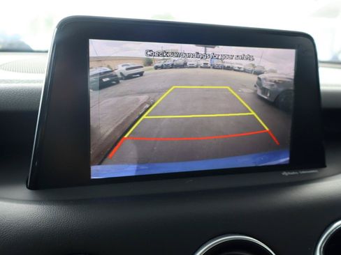 Used 2018 Kia Stinger Premium RWD image 19