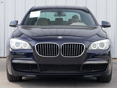 Used 2013 BMW 750Li image 6