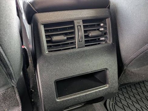 Used 2022 Mitsubishi Outlander ES AWD/4WD image 14