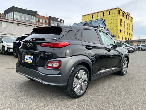 Used 2020 Hyundai Kona Limited w/ Cargo Package image 8