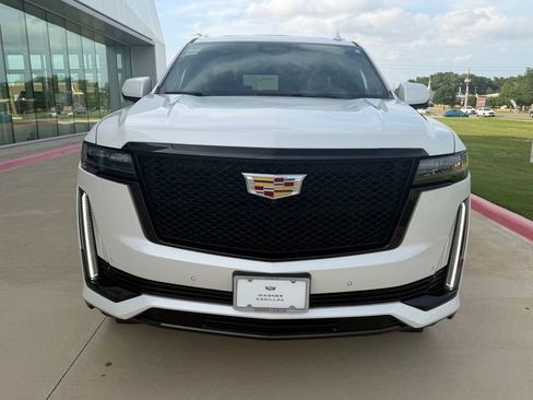 Used 2022 Cadillac Escalade Sport Platinum AWD/4WD image 7