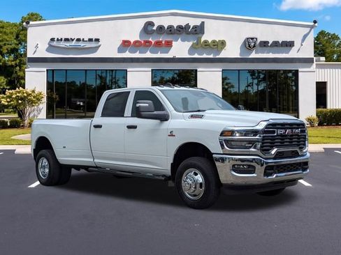 New 2026 RAM 3500 Tradesman AWD/4WD image 2