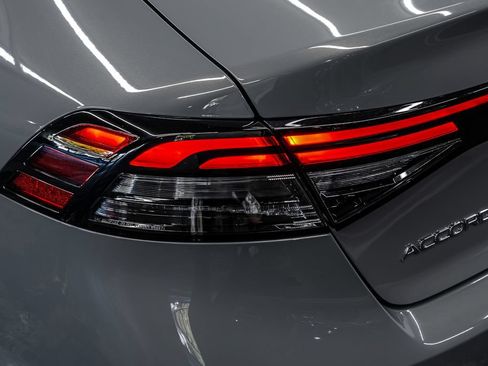 Used 2024 Honda Accord Touring image 14