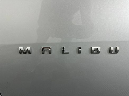 Used 2018 Chevrolet Malibu LT FWD image 33