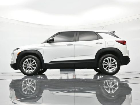 Certified 2024 Chevrolet TrailBlazer LS image 44