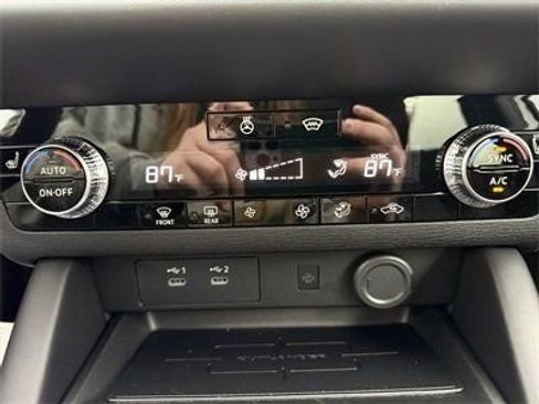 New 2026 Mitsubishi Outlander SE FWD image 32