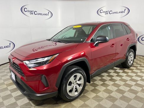 Certified 2023 Toyota RAV4 LE image 3