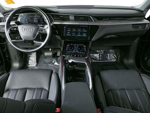 Used 2024 Audi Q8 e-tron Prestige w/ Prestige Package AWD/4WD image 20