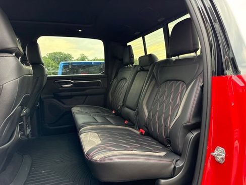 Used 2025 RAM 1500 Big Horn AWD/4WD image 12