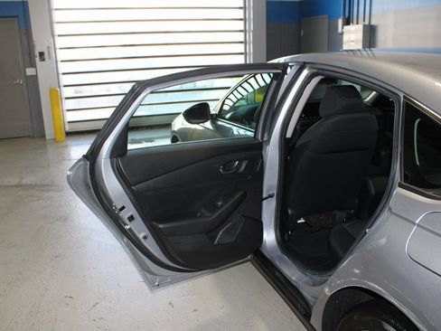 Certified 2023 Honda Accord LX image 14