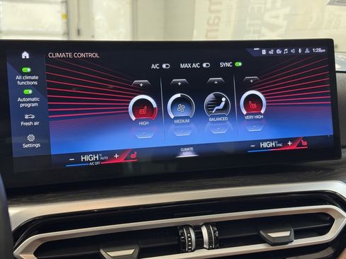 Used 2023 BMW 330e w/ M Sport Package image 39